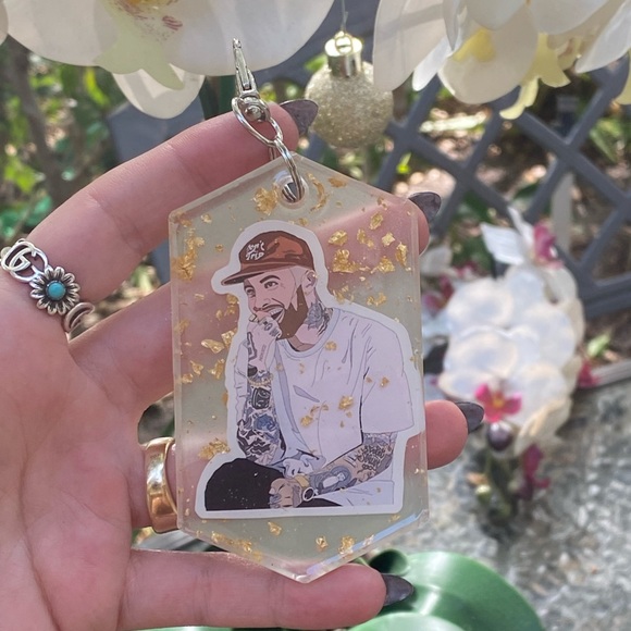 Mac Miller Tiny Desk Concert Cartoon & Gold Flakes Keychain Bag Charm Resin Art - Picture 4 of 12